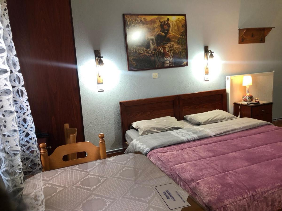 Alexandros Guesthouse Órma المظهر الخارجي الصورة