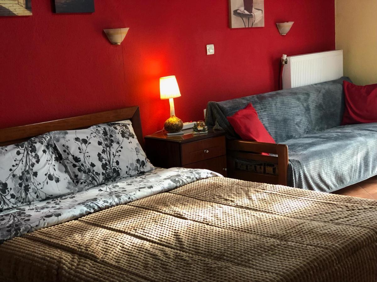 Alexandros Guesthouse Órma المظهر الخارجي الصورة